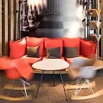 Отель Ibis Centre Chateau
