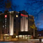 Ibis Centre Chateau Hotel 3*