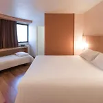 Отель Ibis Centre Chateau Анже