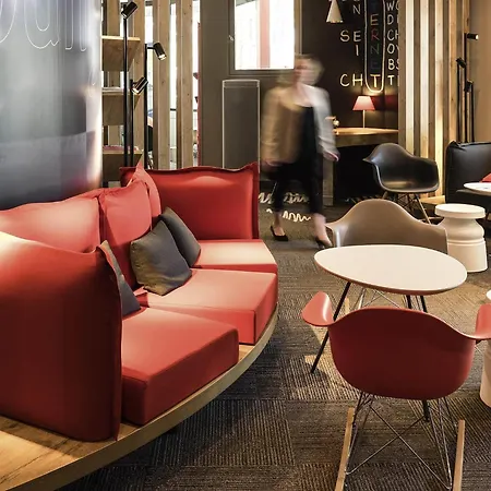ホテル Ibis Centre Chateau アンジェ