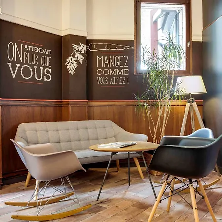 Hotel Ibis Centre Chateau 3*