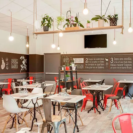 Ibis Centre Chateau Hotel