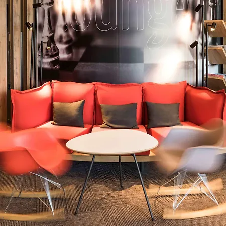 Ibis Centre Chateau 3*