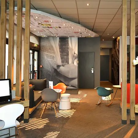 Ibis Centre Chateau ホテル アンジェ