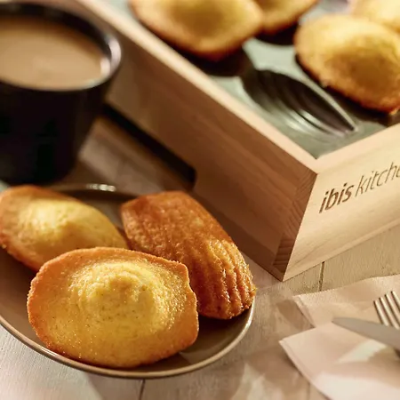 Ibis Centre Chateau 3*