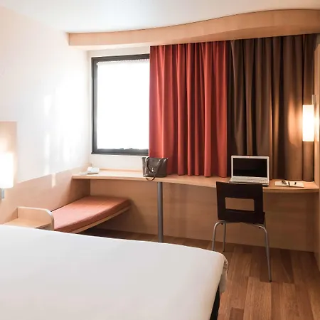 Ibis Centre Chateau Angers
