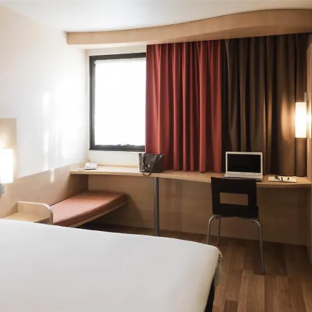 Ξενοδοχείο Ibis Centre Chateau Ανζέρ