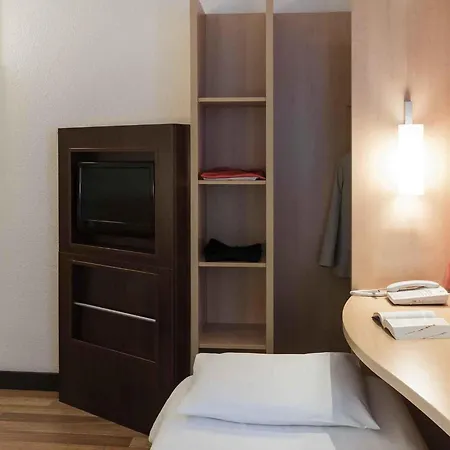 Ibis Centre Chateau 3* Angers