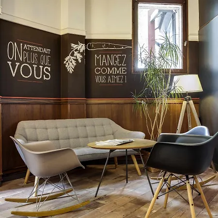 Ibis Centre Chateau 호텔