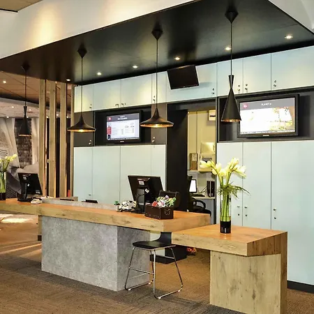Ibis Centre Chateau 호텔