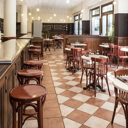 Ibis Centre Chateau Angers