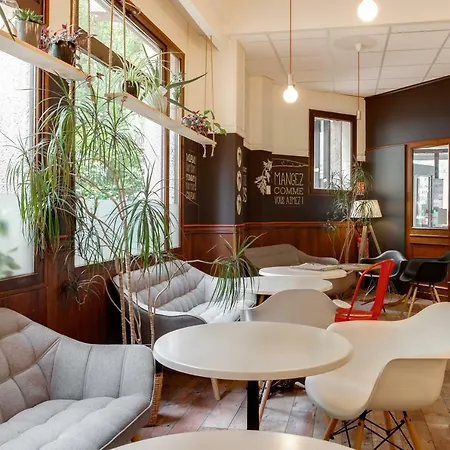 Ibis Centre Chateau 3* Ανζέρ