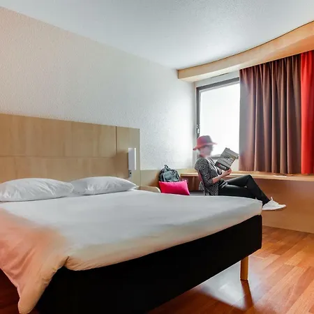Ibis Centre Chateau Hotel