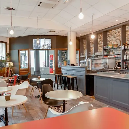 Hotel Ibis Centre Chateau