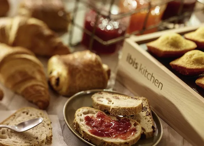 昂热中心酒庄宜必思酒店 3*