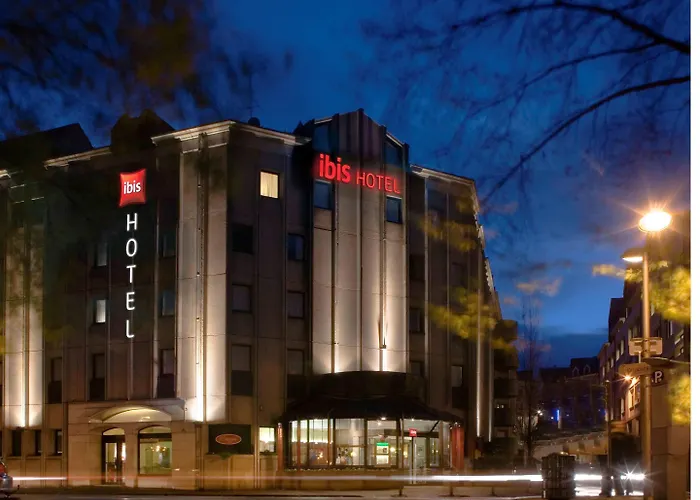 Ibis Centre Chateau 3*