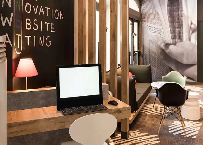 Ibis Centre Chateau 3*