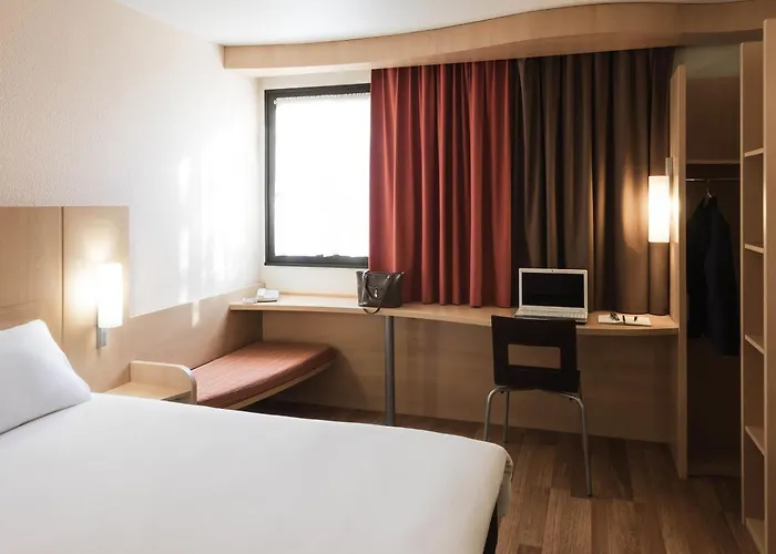Szálloda Ibis Centre Chateau 3*